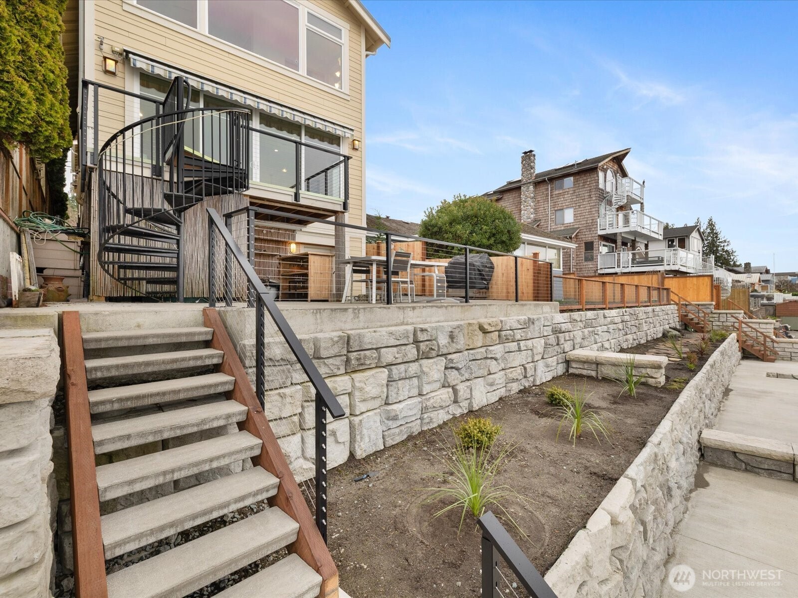 19126 Soundvview Drive NW