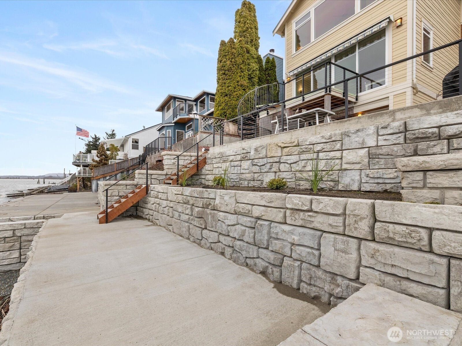 19126 Soundvview Drive NW