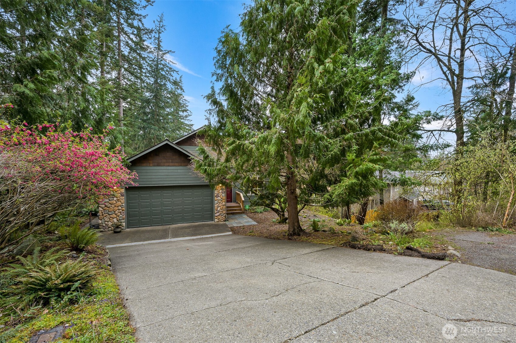 4135 Agate Road