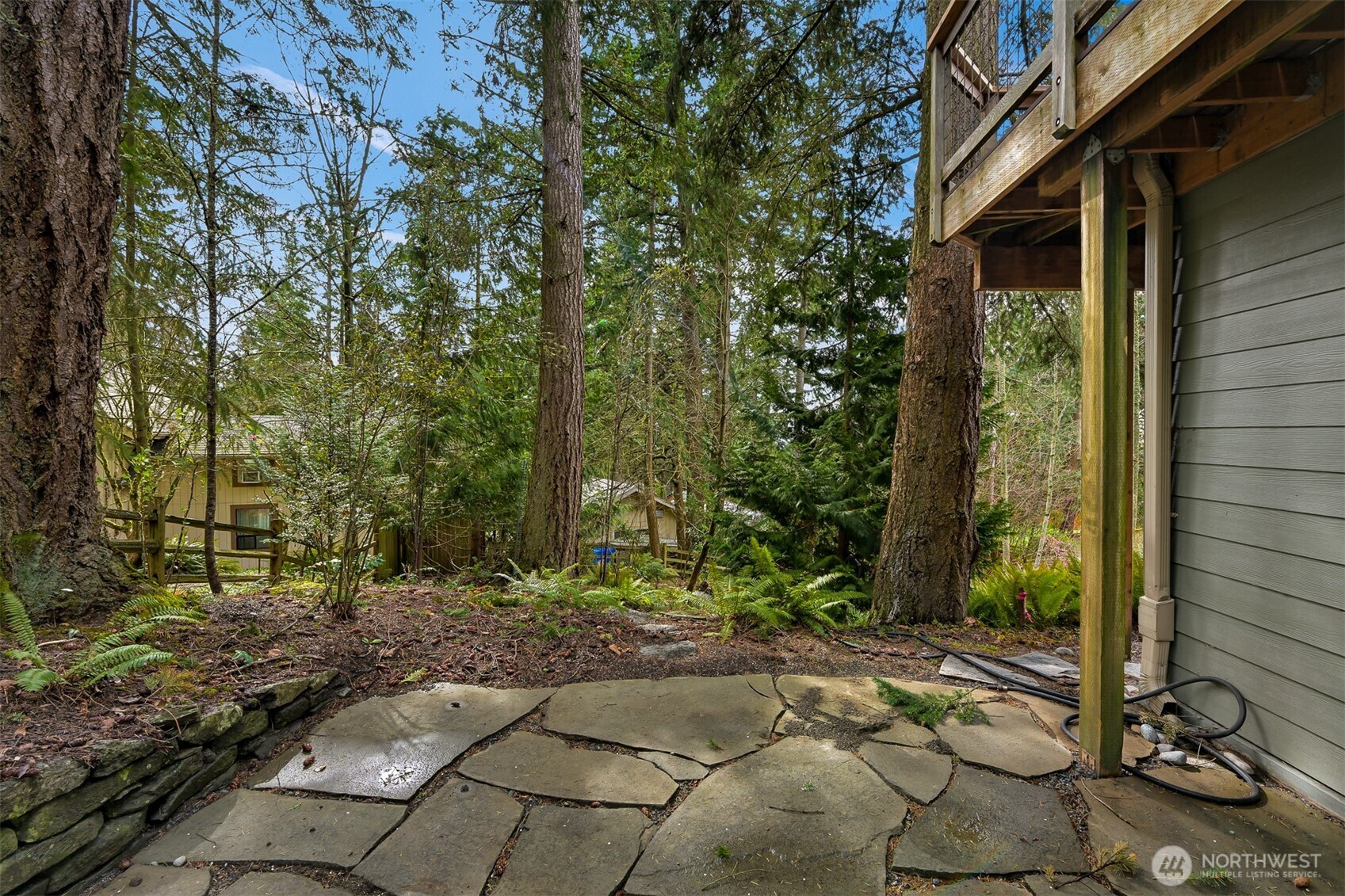 4135 Agate Road