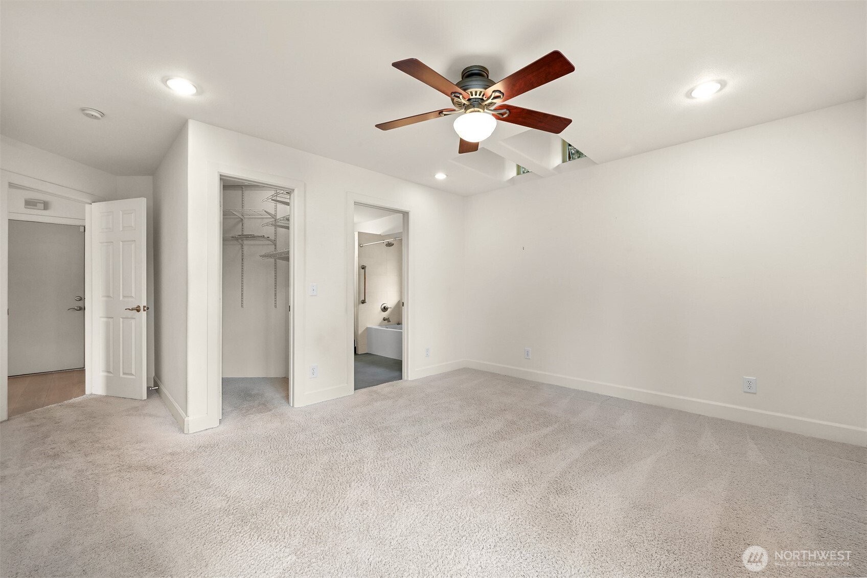 4135 Agate Road