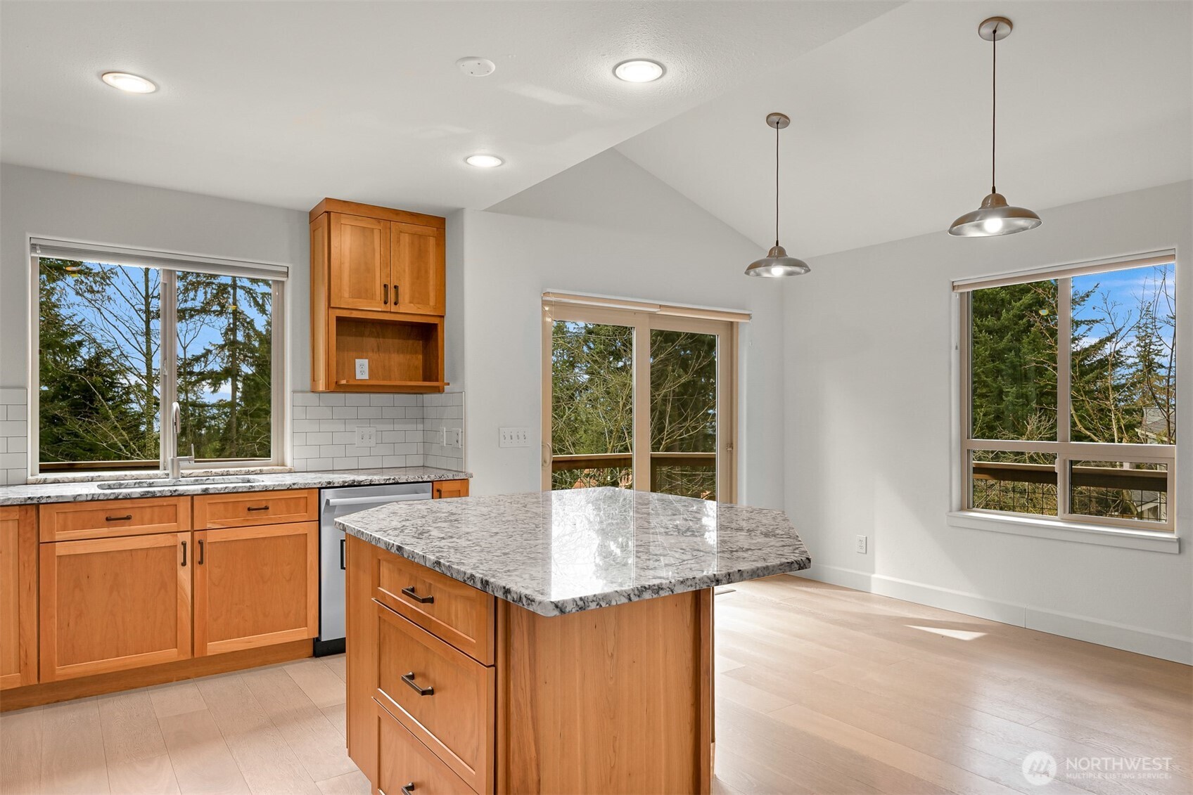 4135 Agate Road
