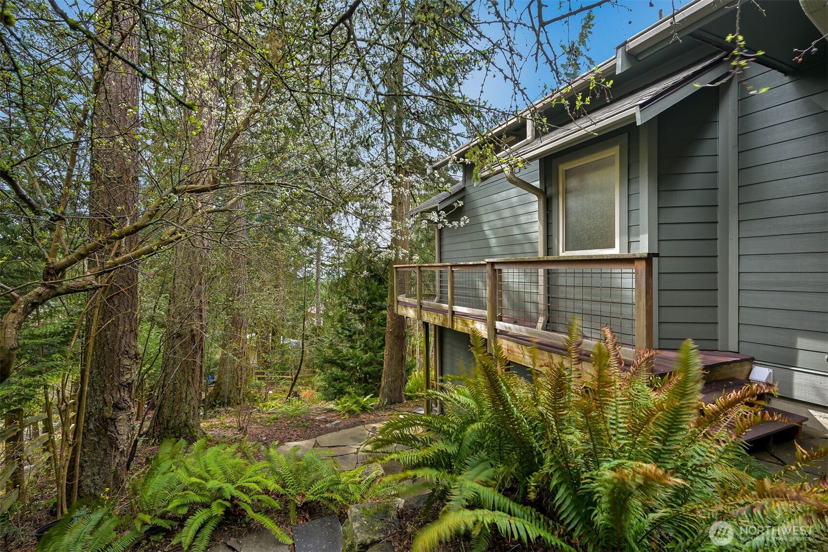 4135 Agate Road