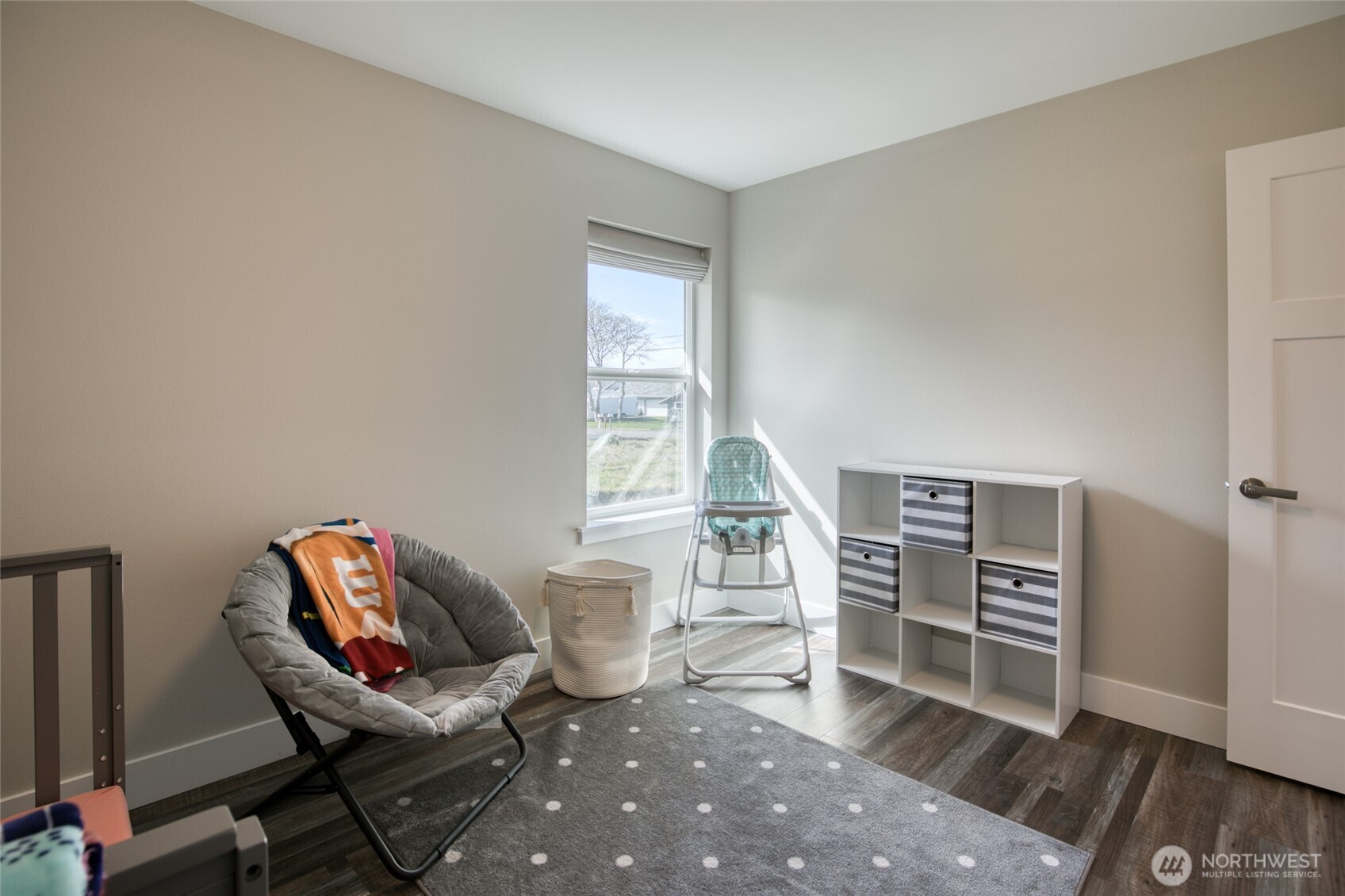 300 Octopus Avenue NE