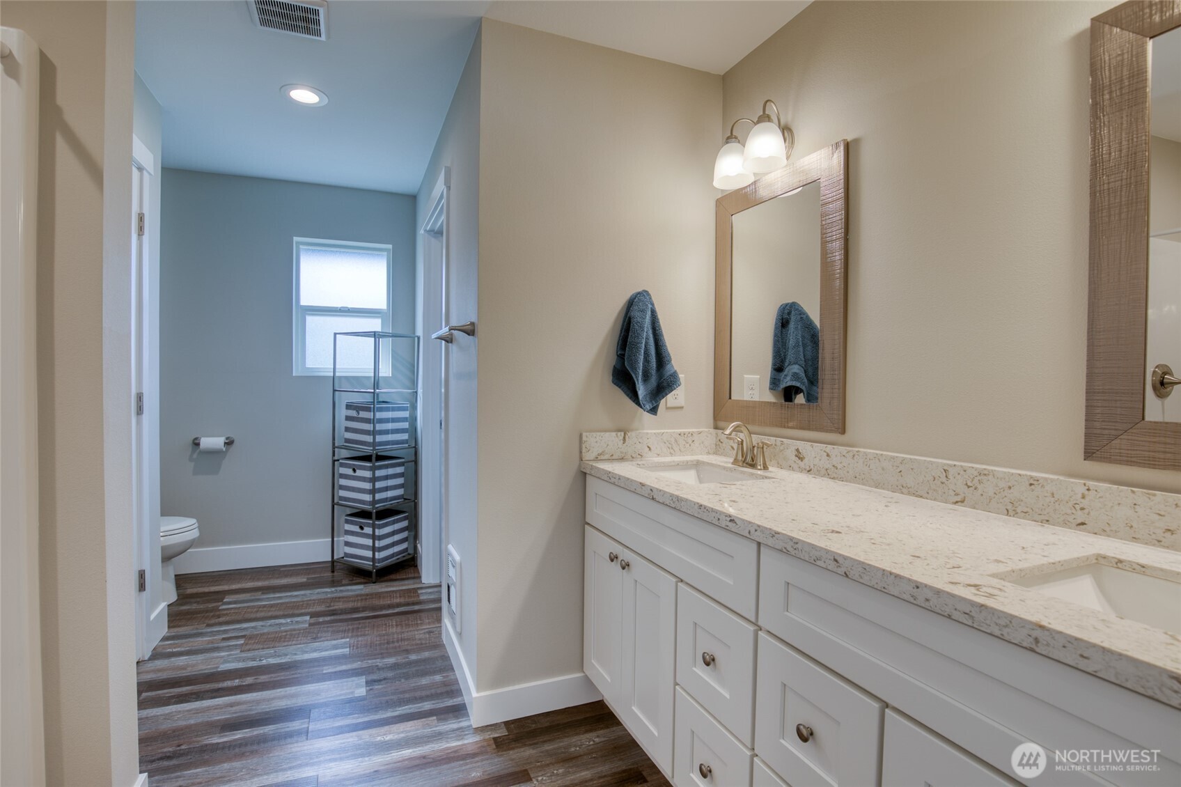 300 Octopus Avenue NE