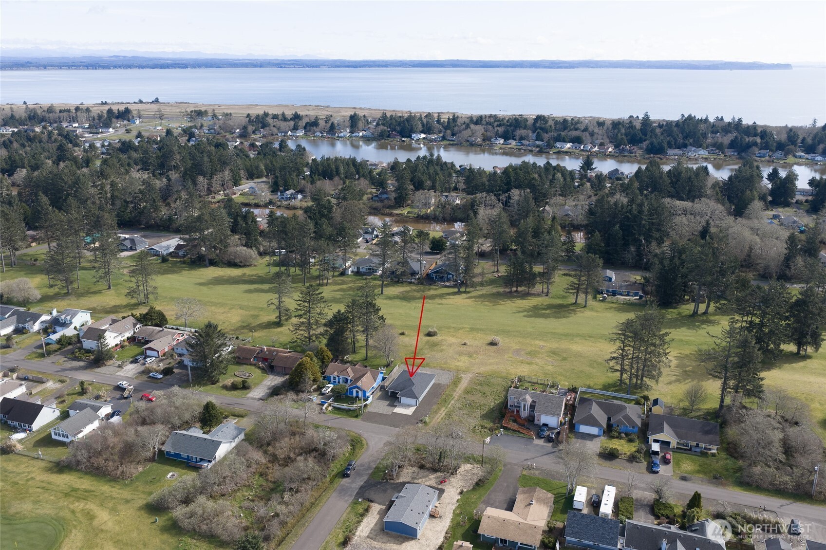 300 Octopus Avenue NE