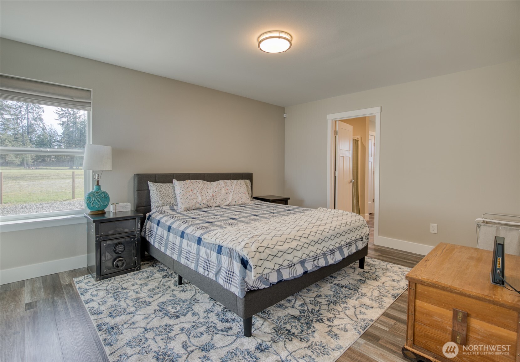 300 Octopus Avenue NE