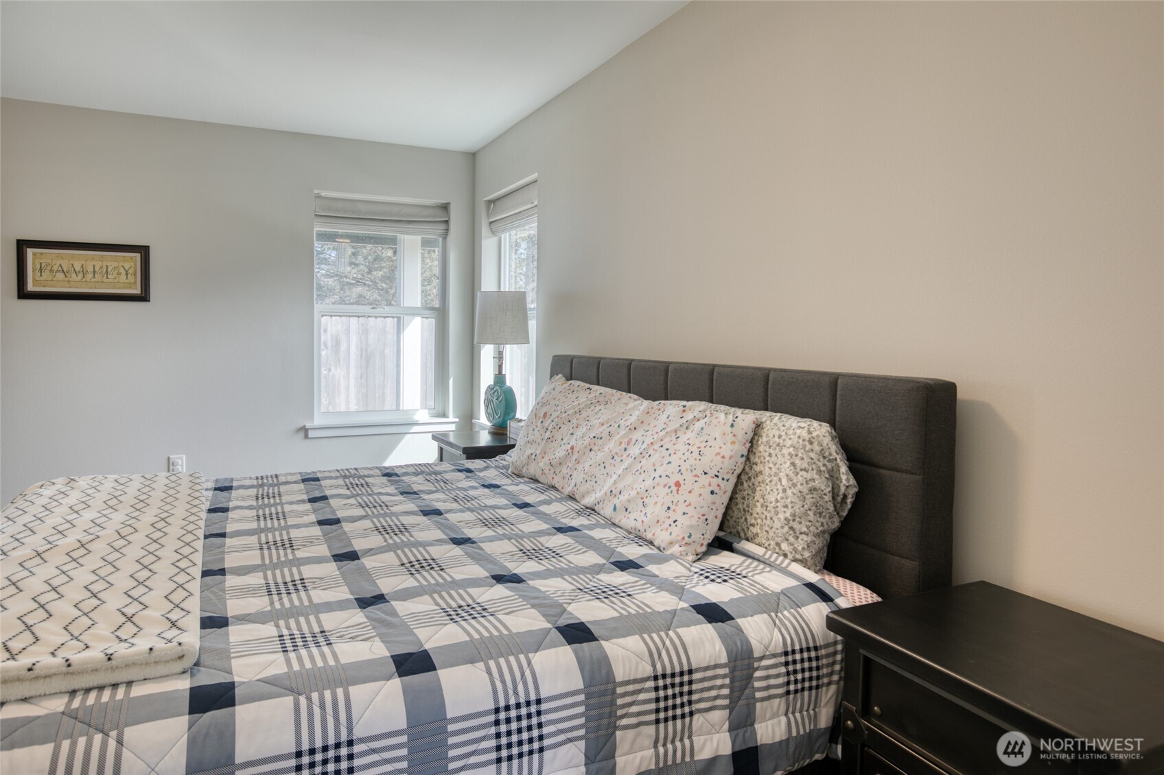 300 Octopus Avenue NE