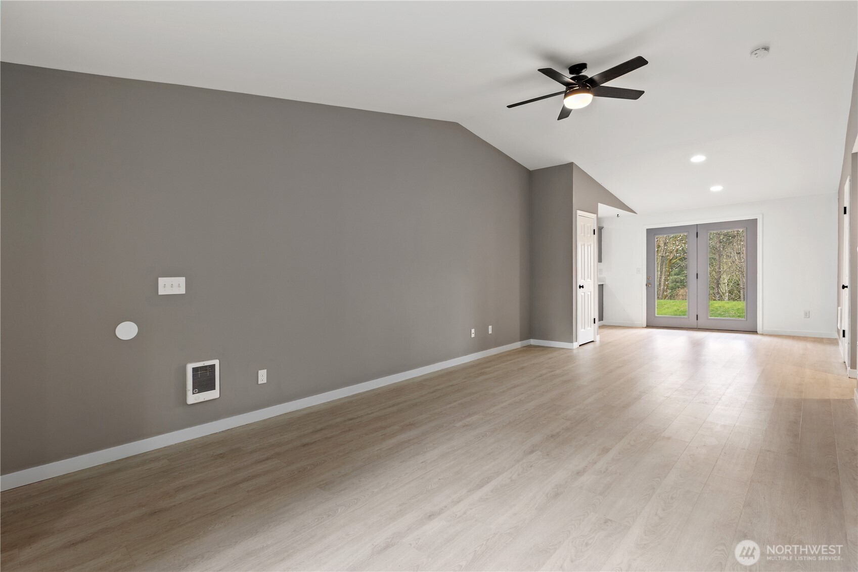 10236 42nd Avenue NE Unit: A