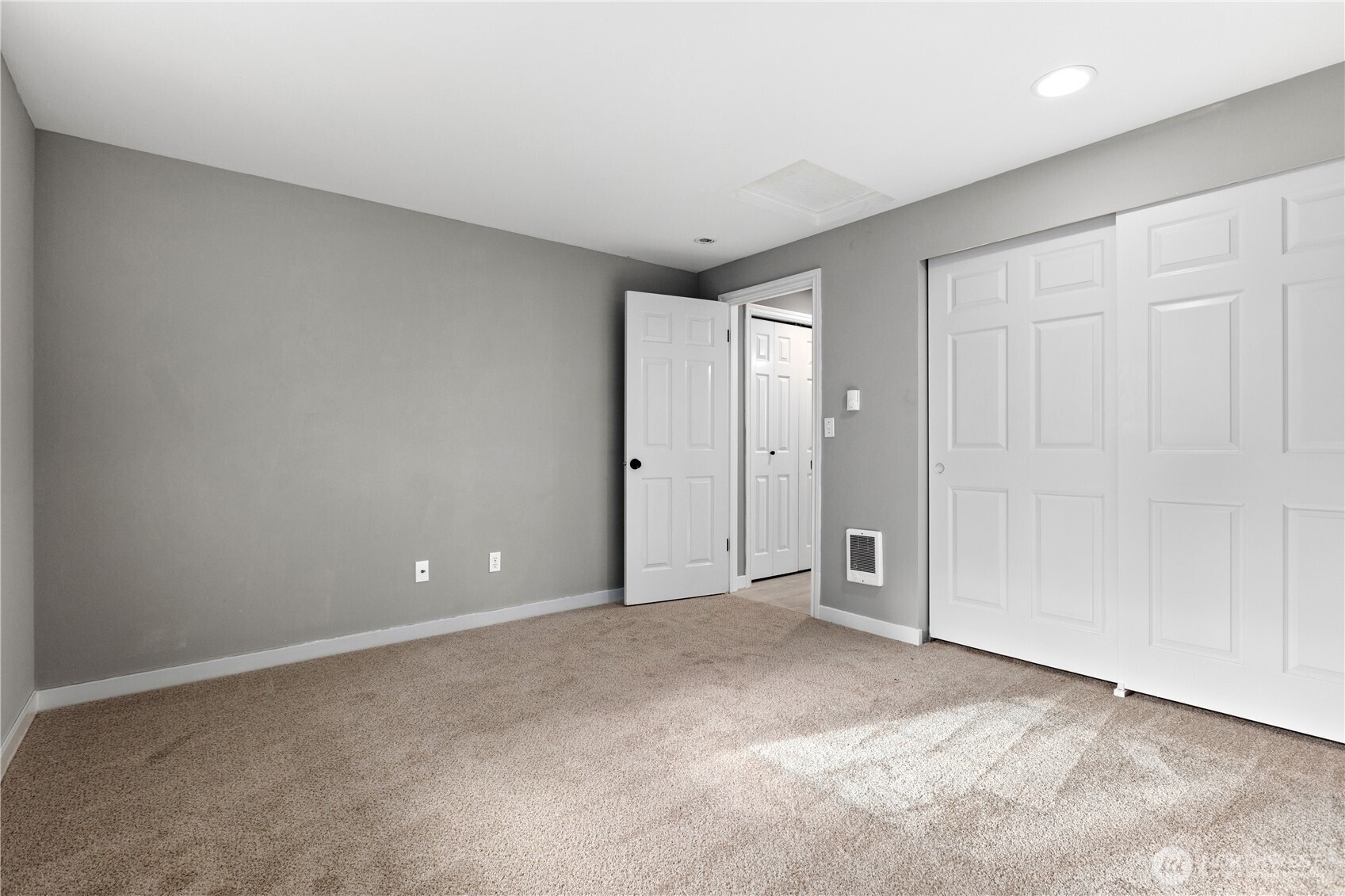 10236 42nd Avenue NE Unit: A