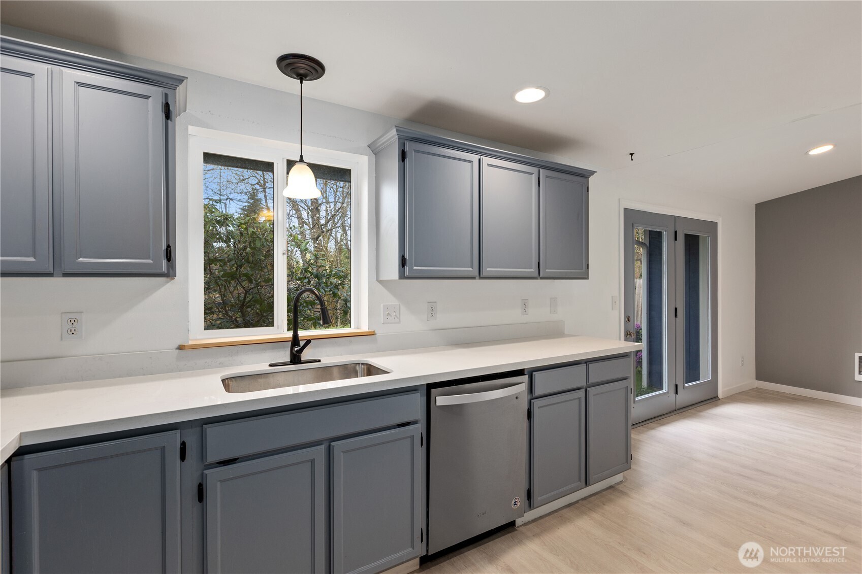 10236 42nd Avenue NE Unit: A