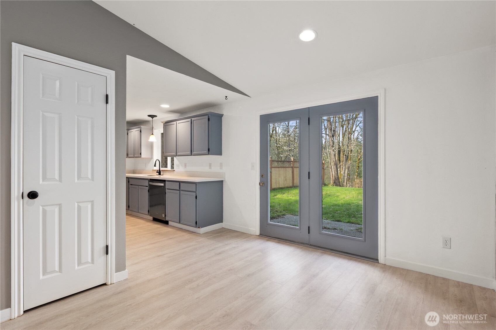 10236 42nd Avenue NE Unit: A