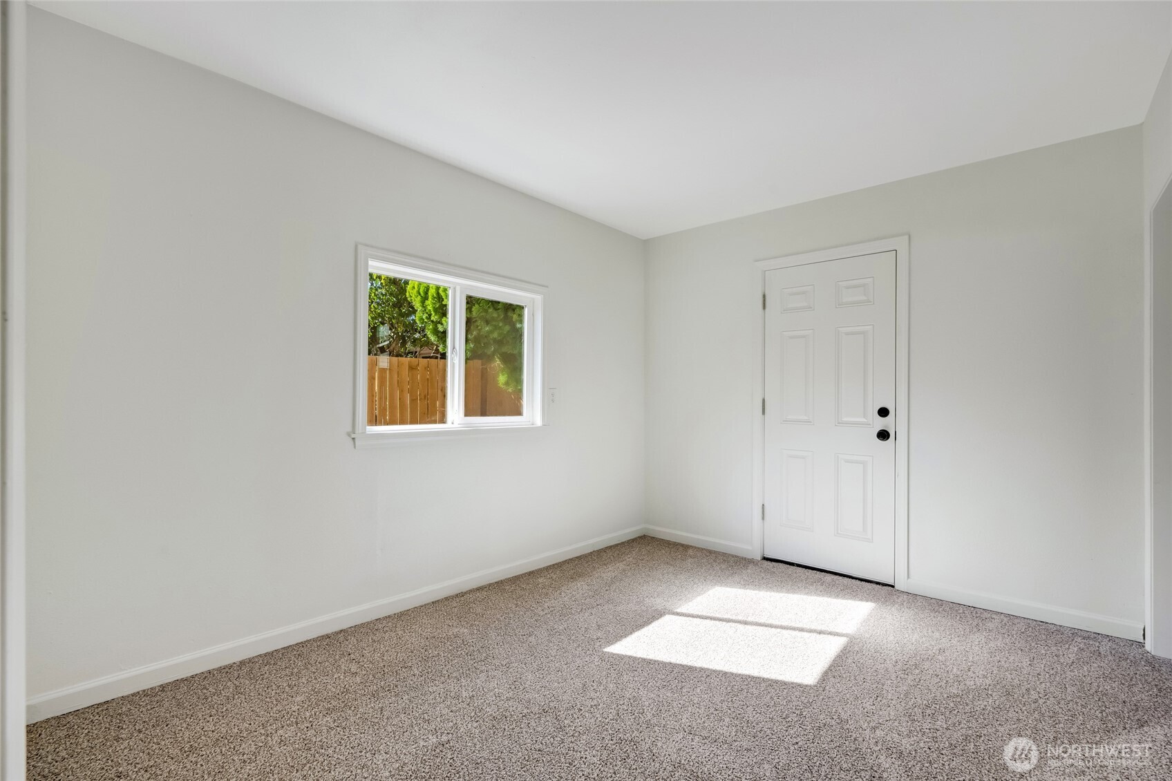 411 N Stillaguamish Avenue