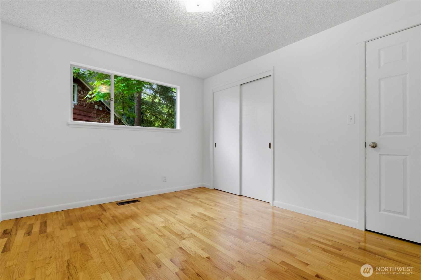 1013 NE 126th Street