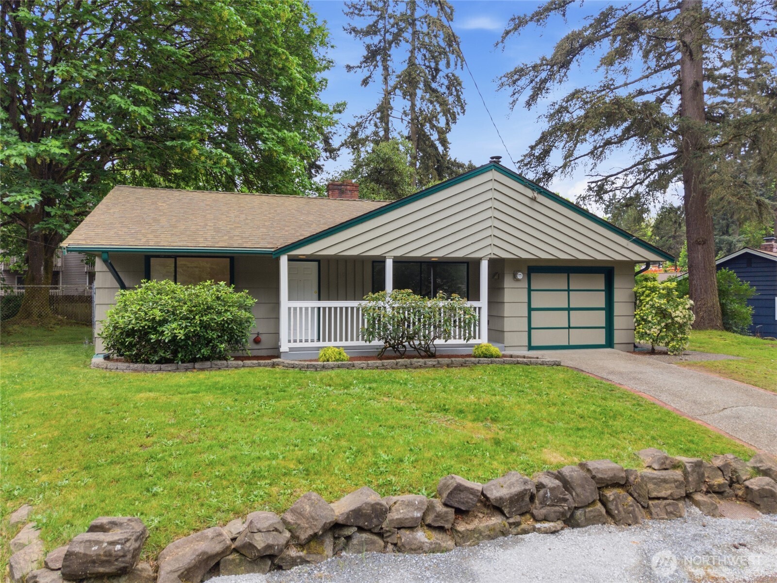 1013 NE 126th Street