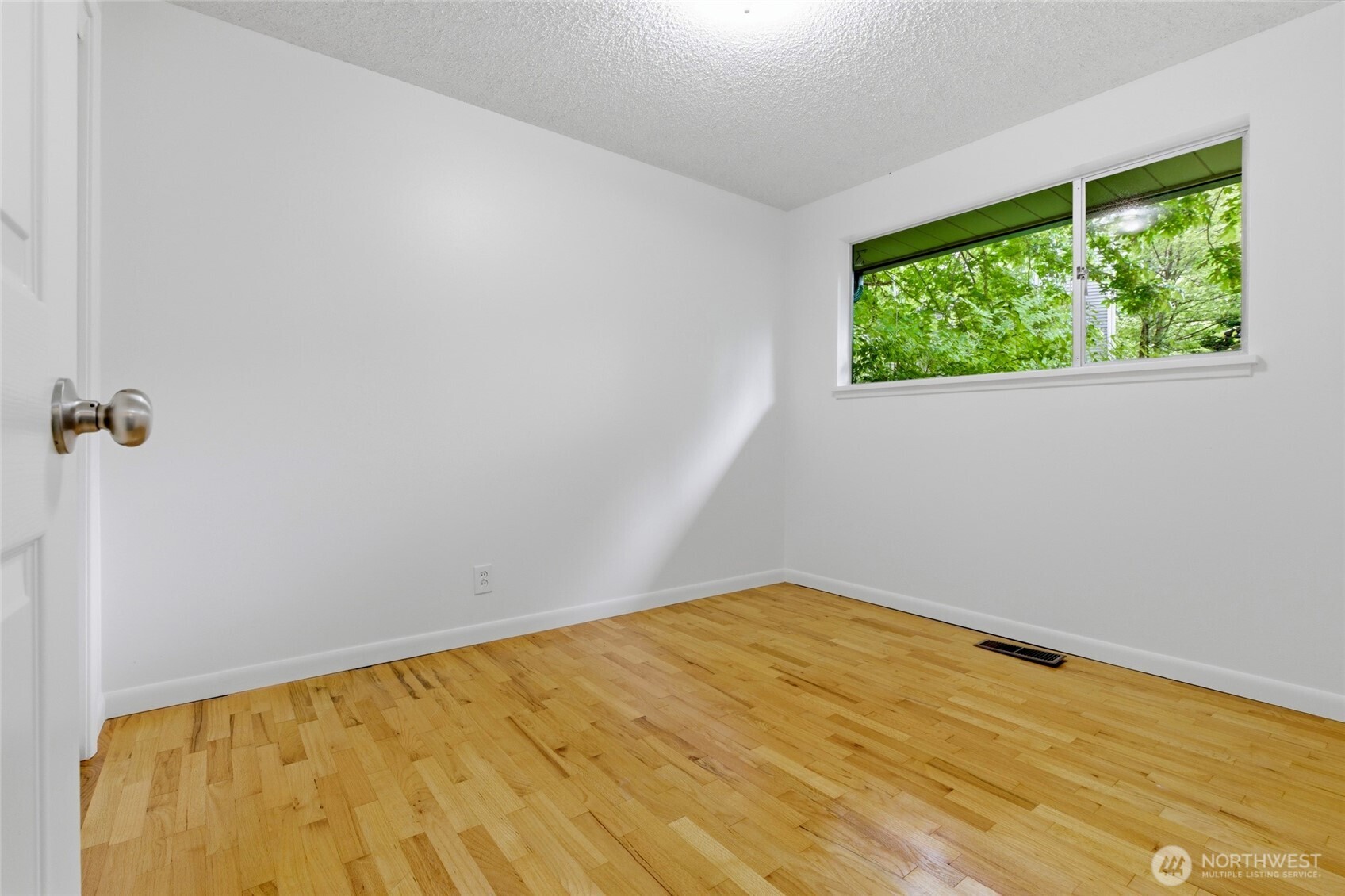 1013 NE 126th Street