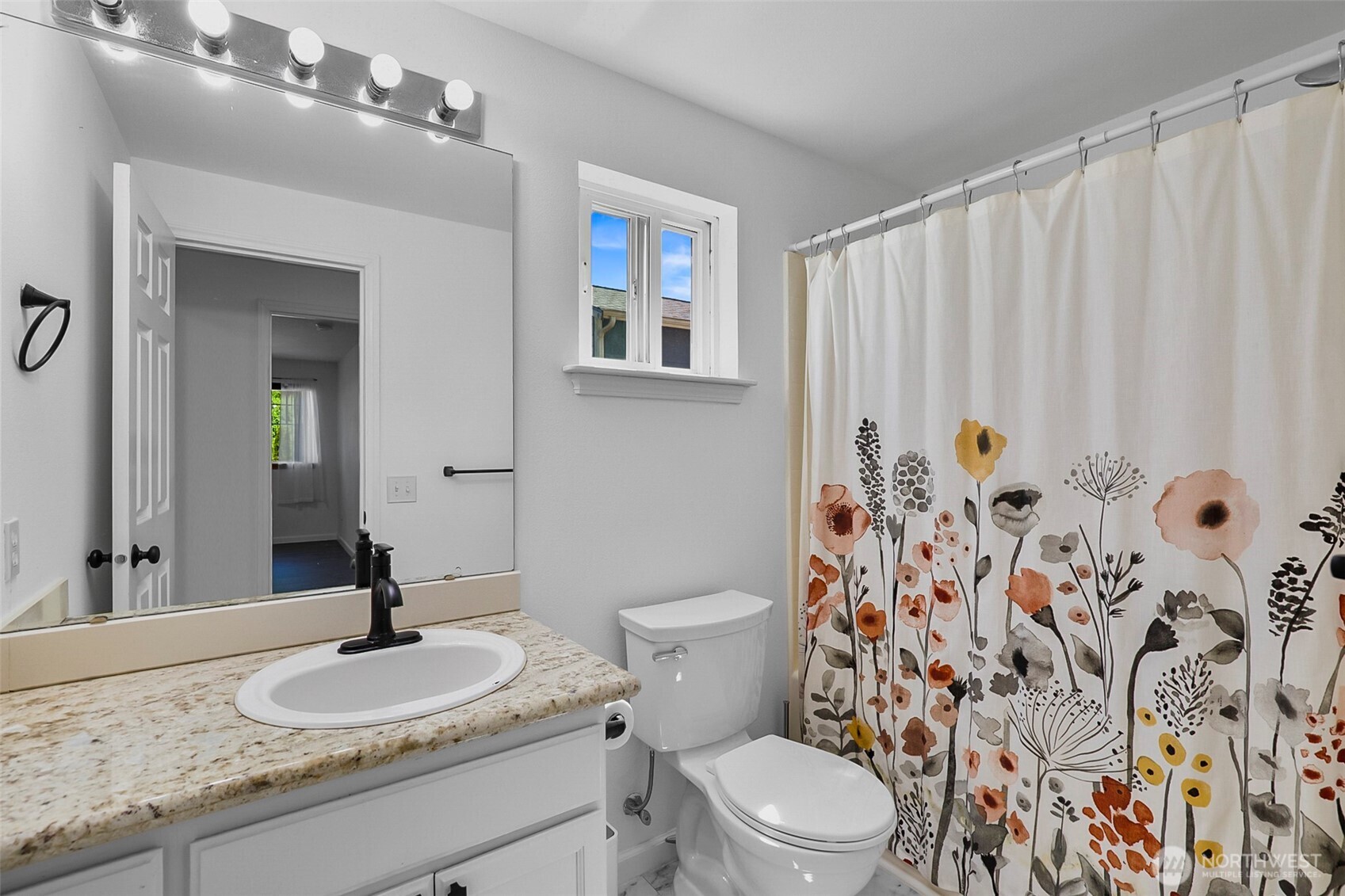 313 10th st Unit: 2B