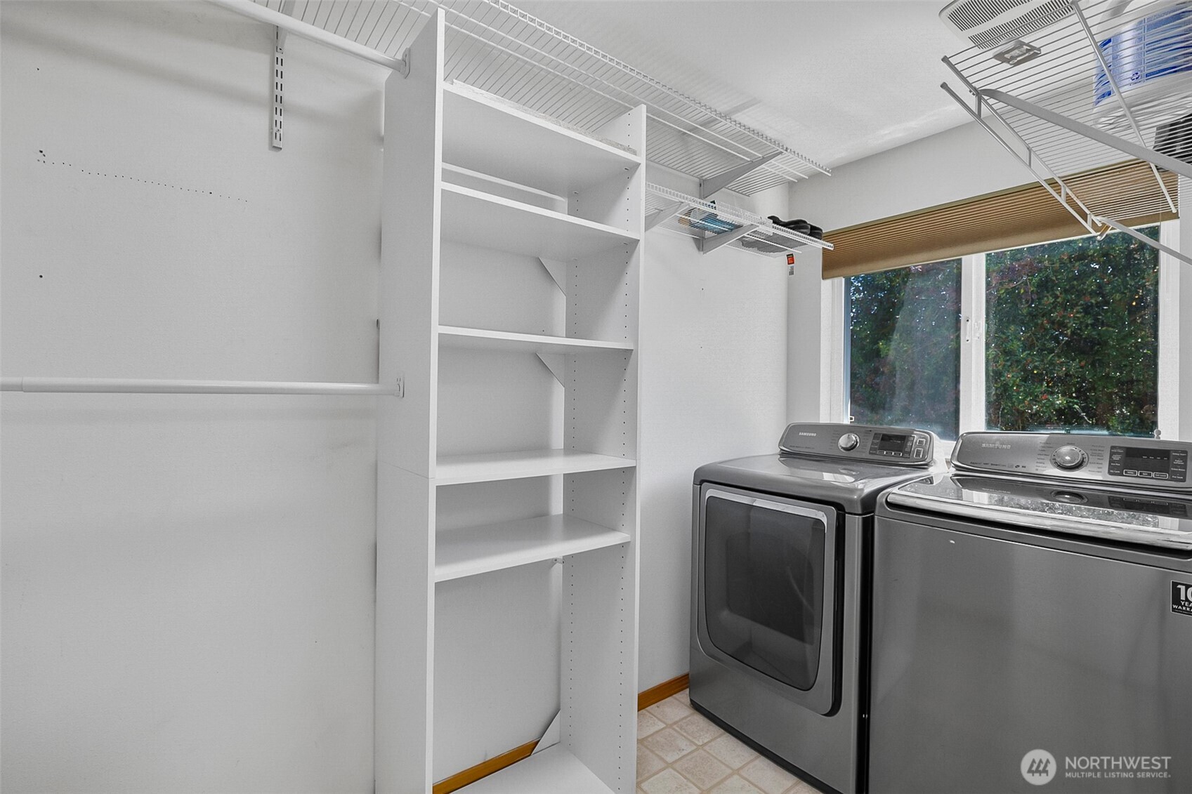 313 10th st Unit: 2B
