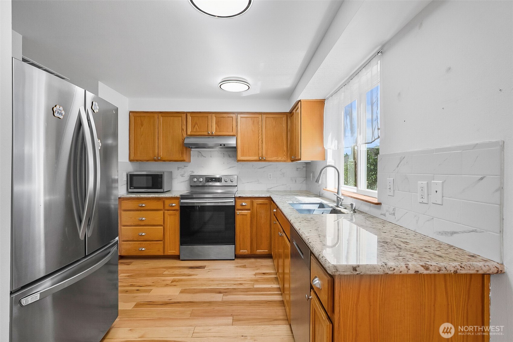 313 10th st Unit: 2B
