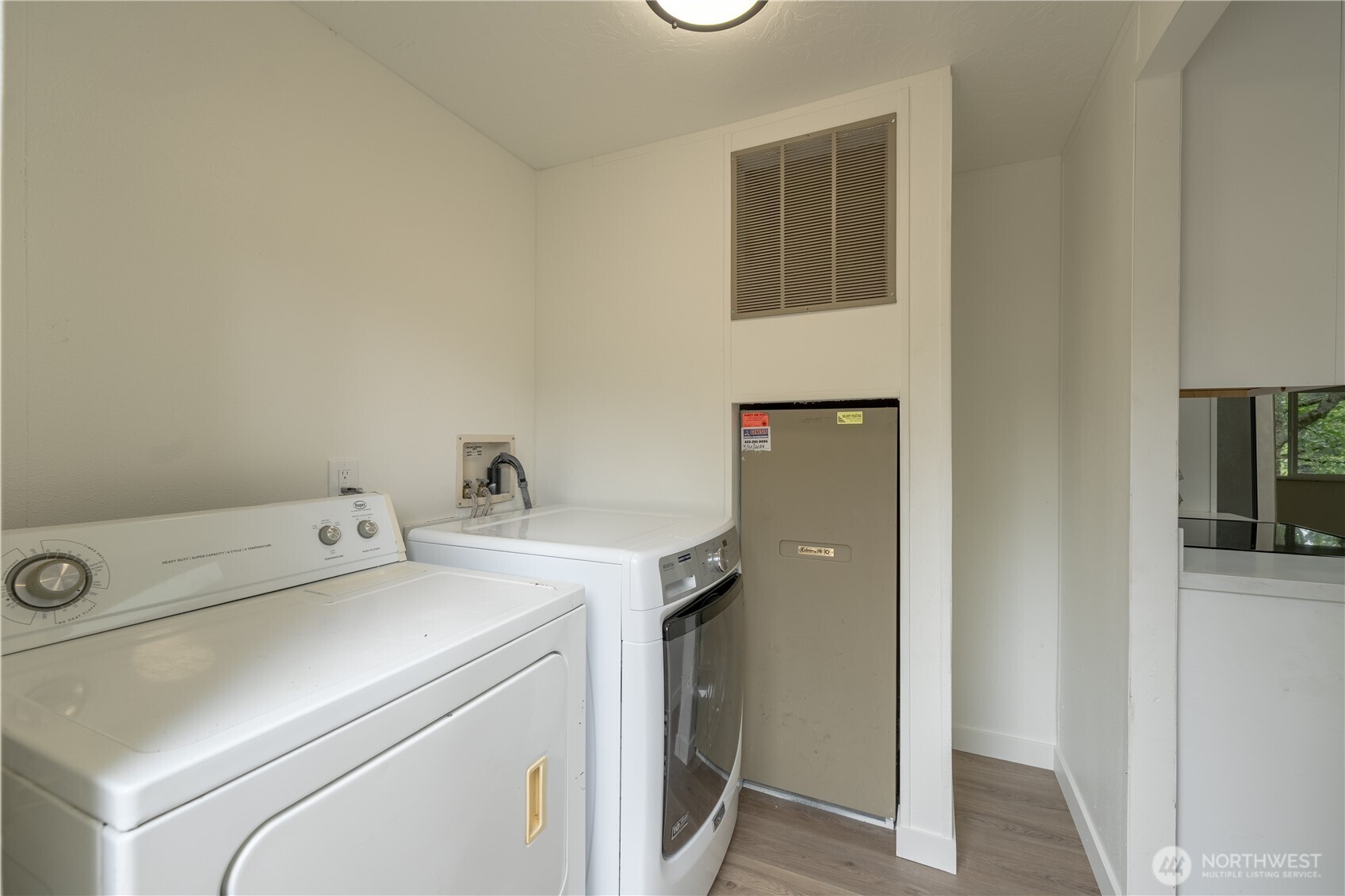 7701 Hardeson Road Unit: 52C