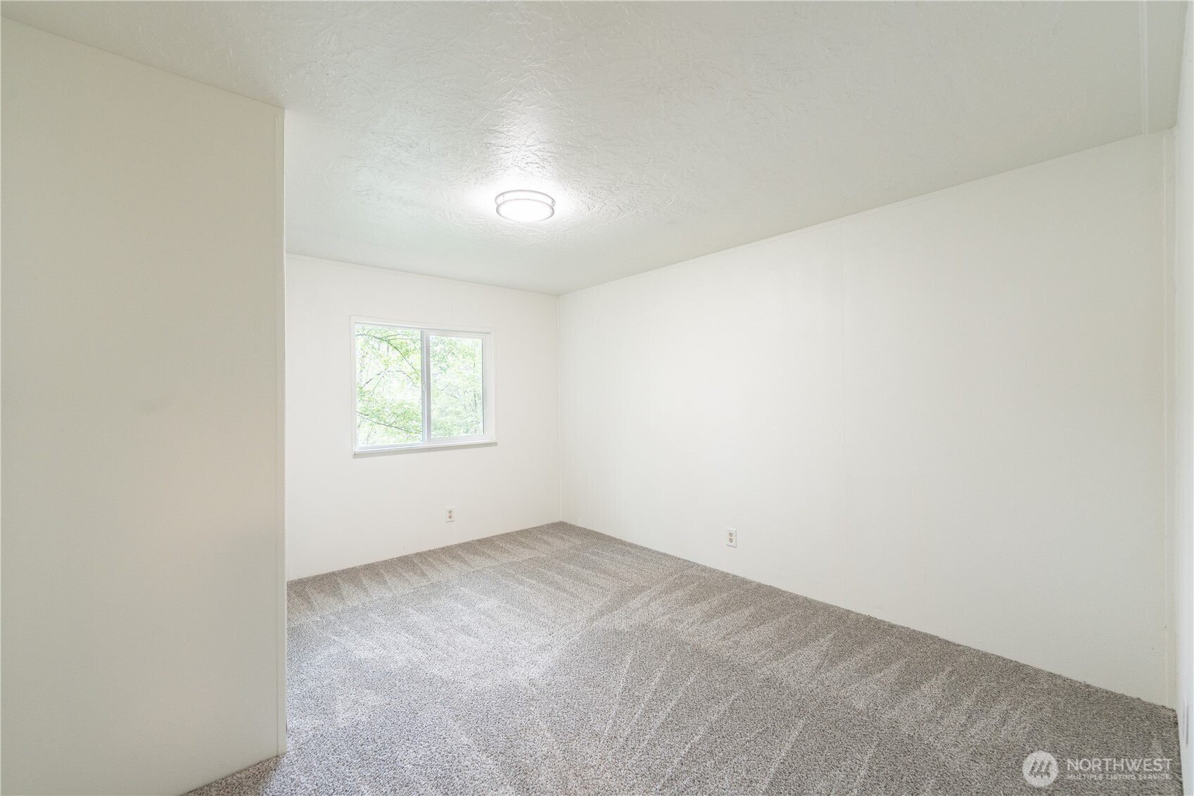 7701 Hardeson Road Unit: 52C