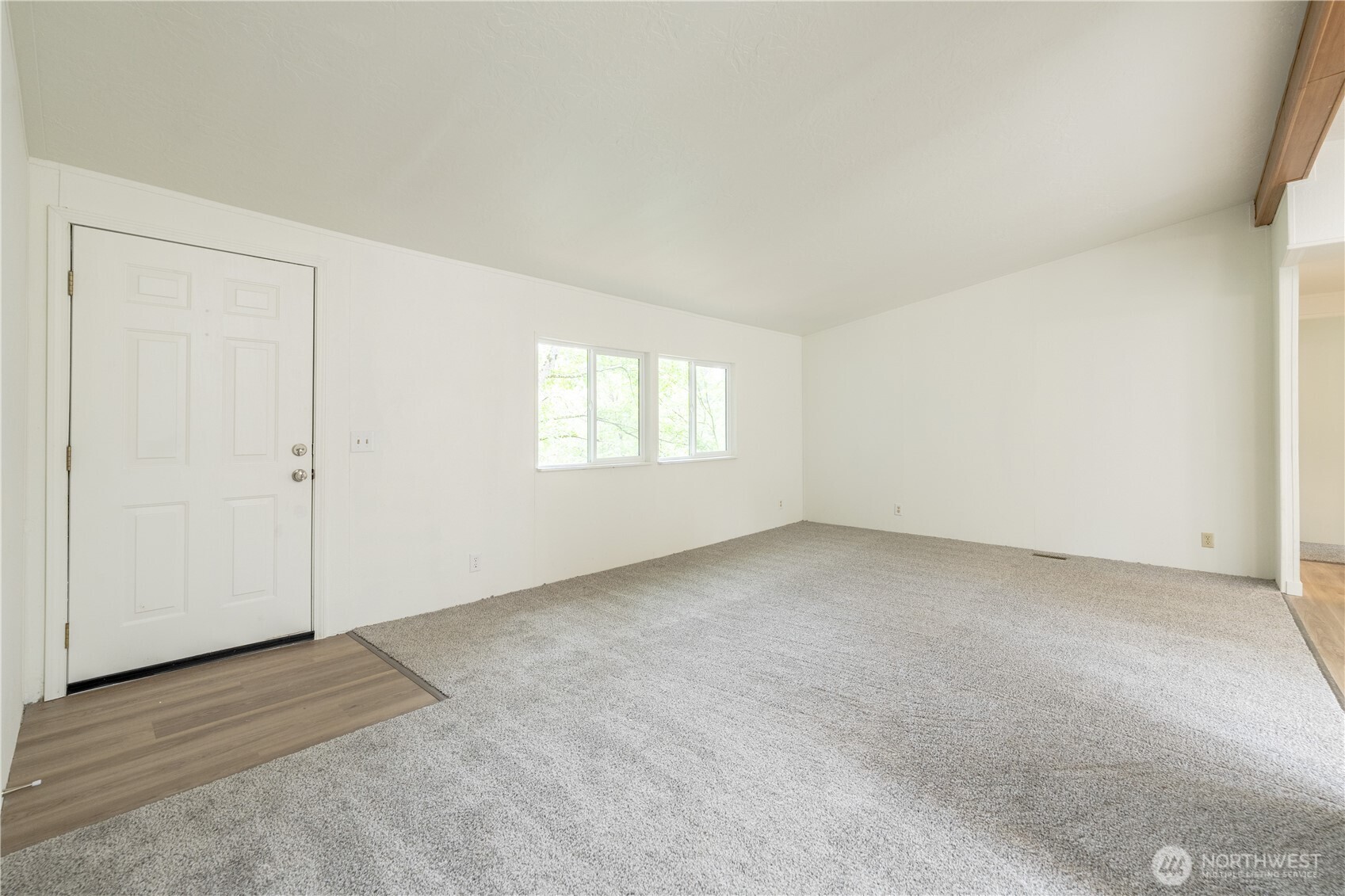 7701 Hardeson Road Unit: 52C