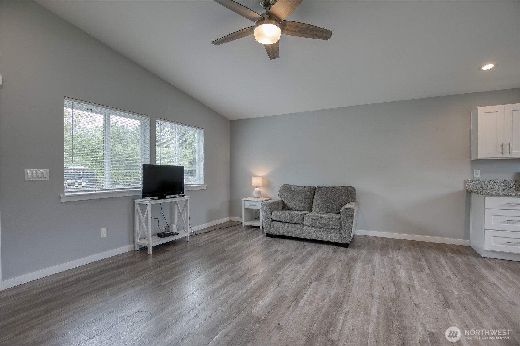164 N Oar Loop NW