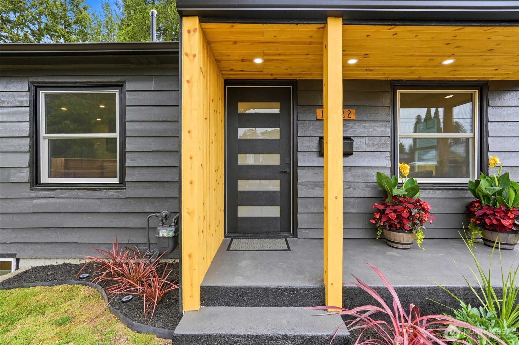 15822 26th Avenue NE