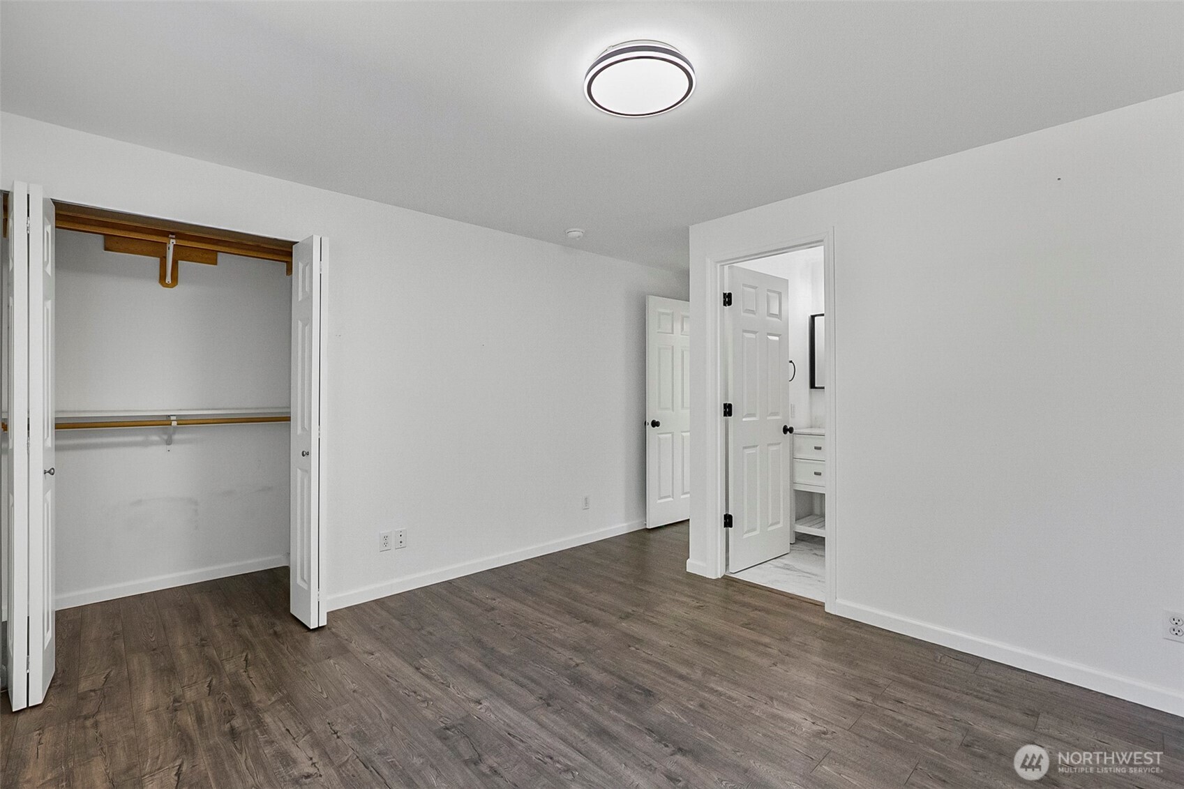 313 10th st Unit: 2B