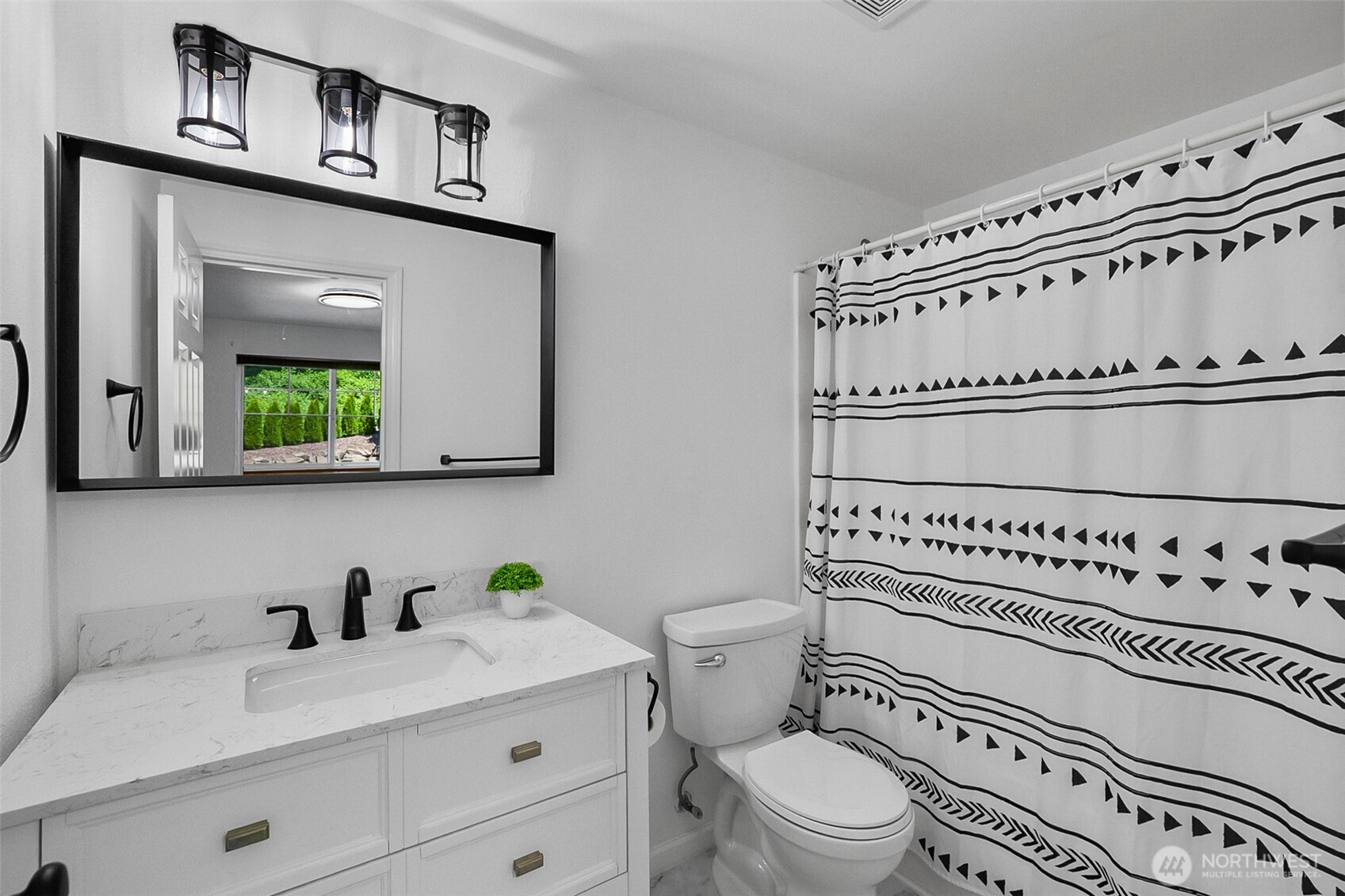 313 10th st Unit: 2B
