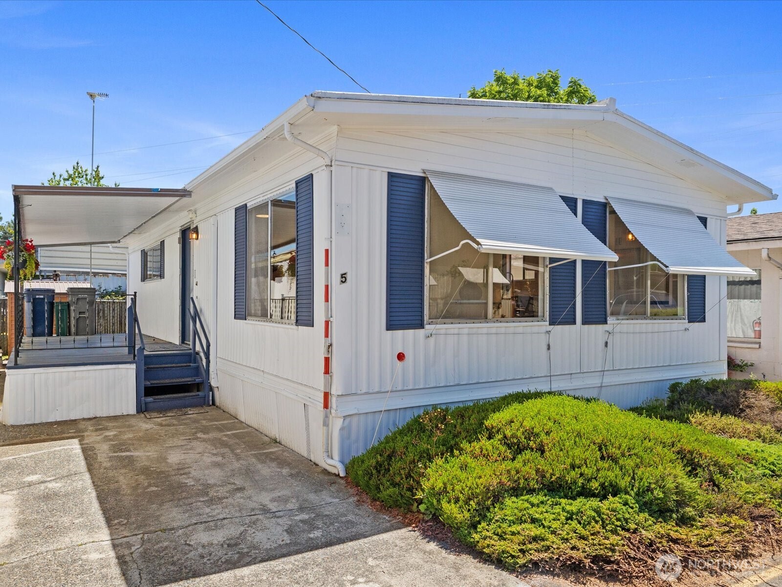 6324 212th Street SW Unit: 5