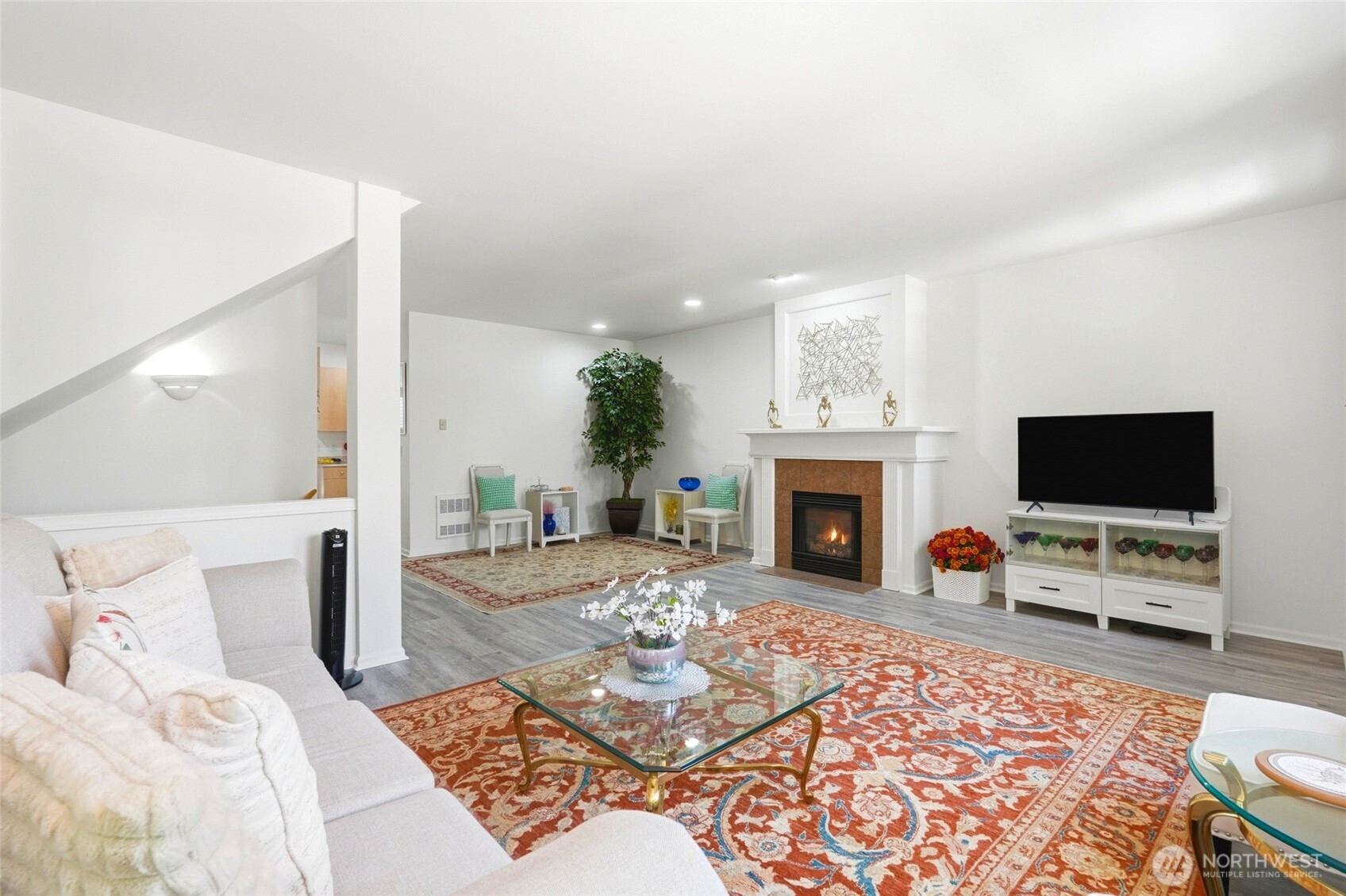 4740 Lake Place South Unit: A