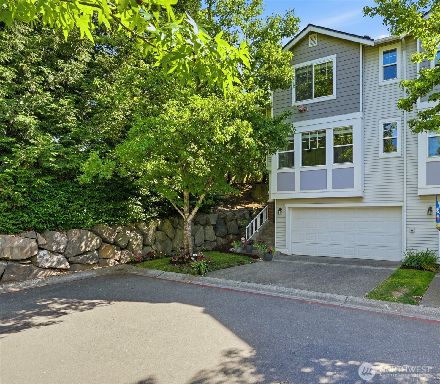4740 Lake Place South Unit: A