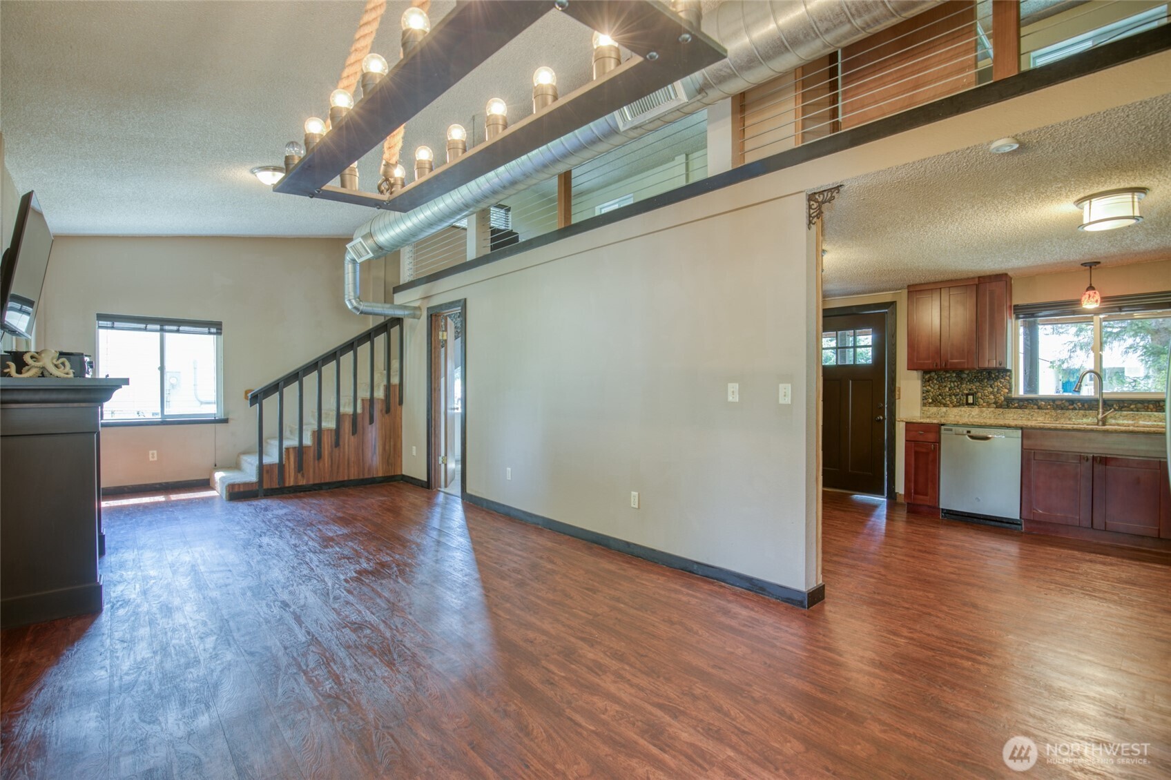 130 Octopus Avenue NE