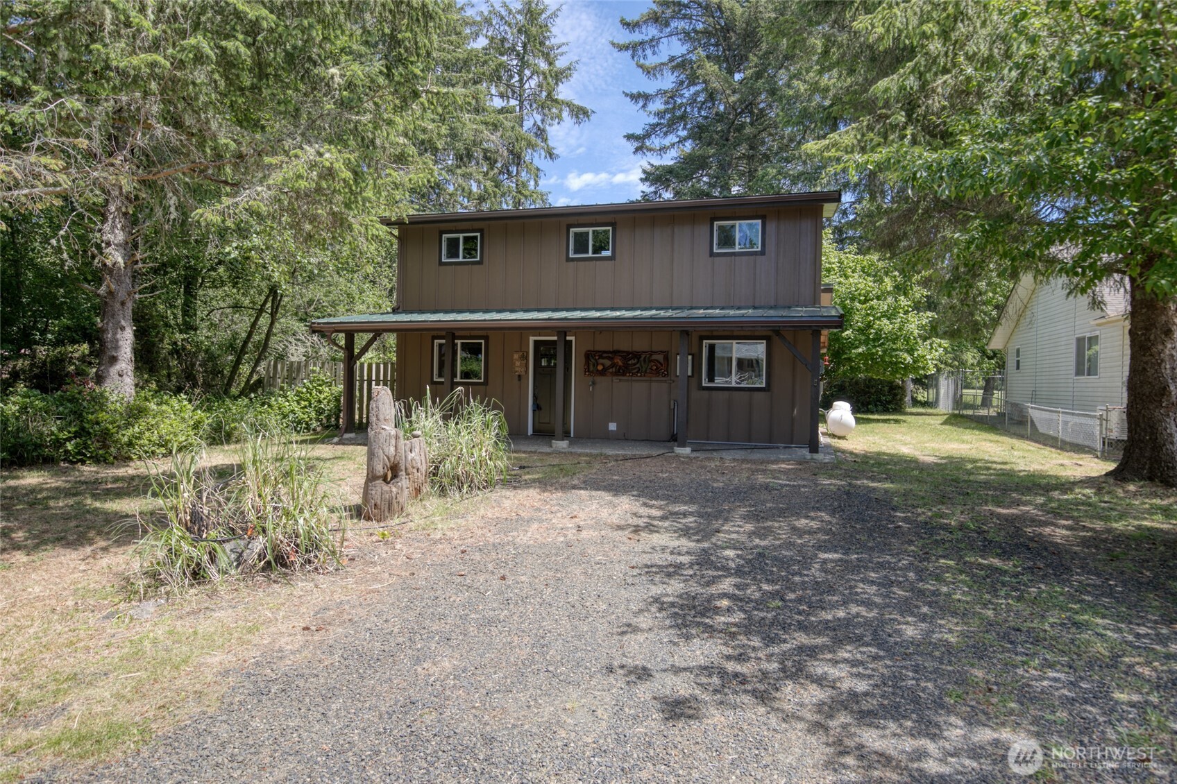 130 Octopus Avenue NE