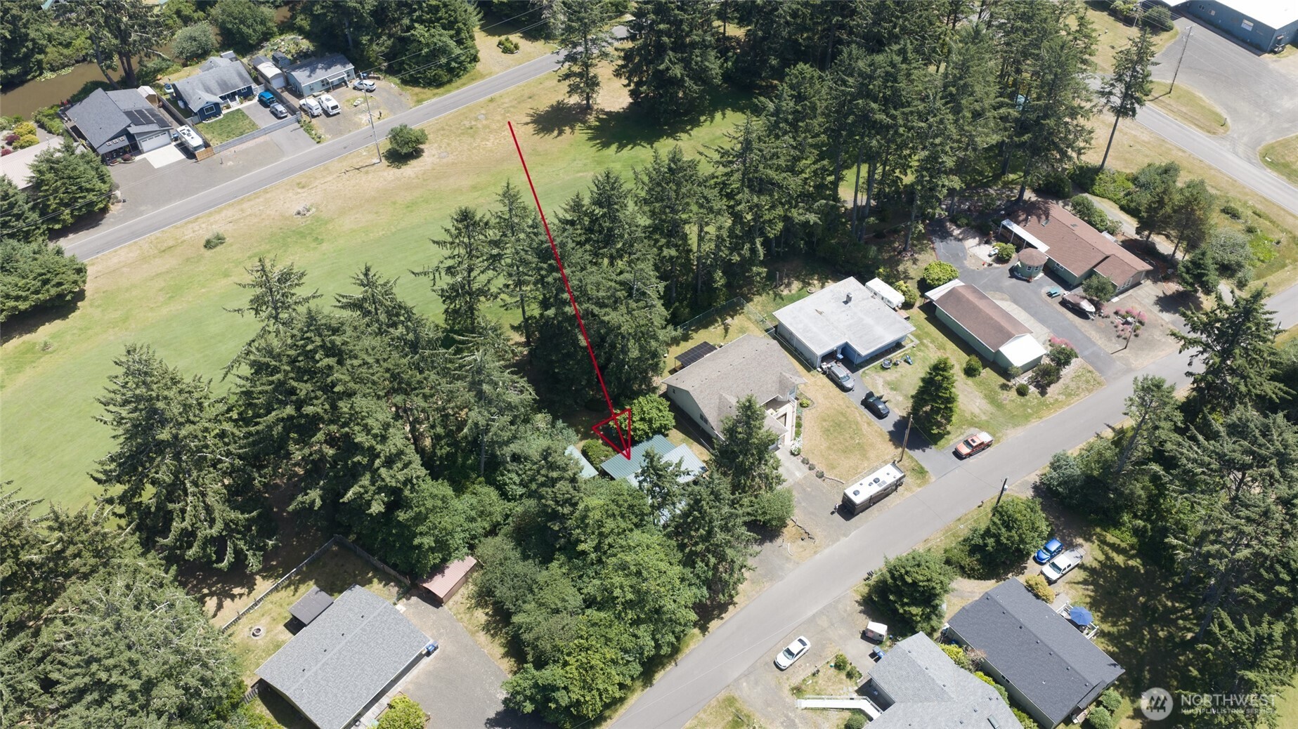 130 Octopus Avenue NE