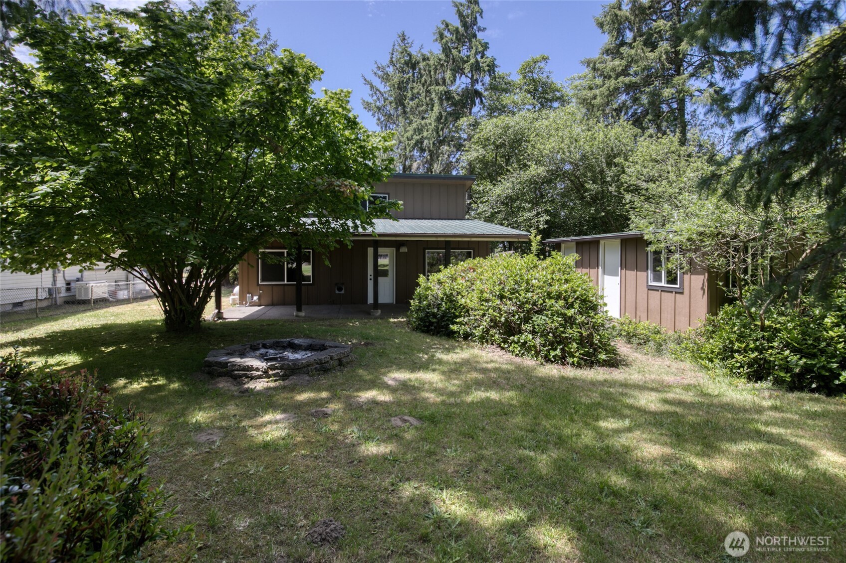 130 Octopus Avenue NE