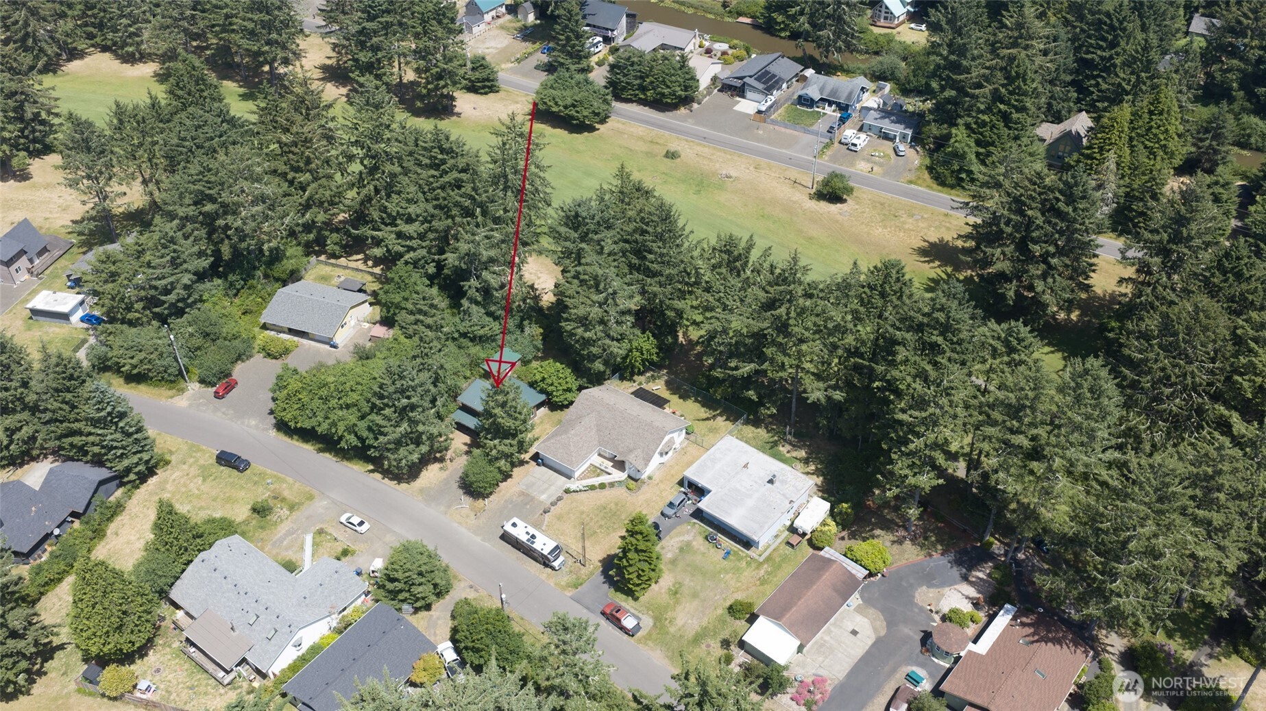 130 Octopus Avenue NE