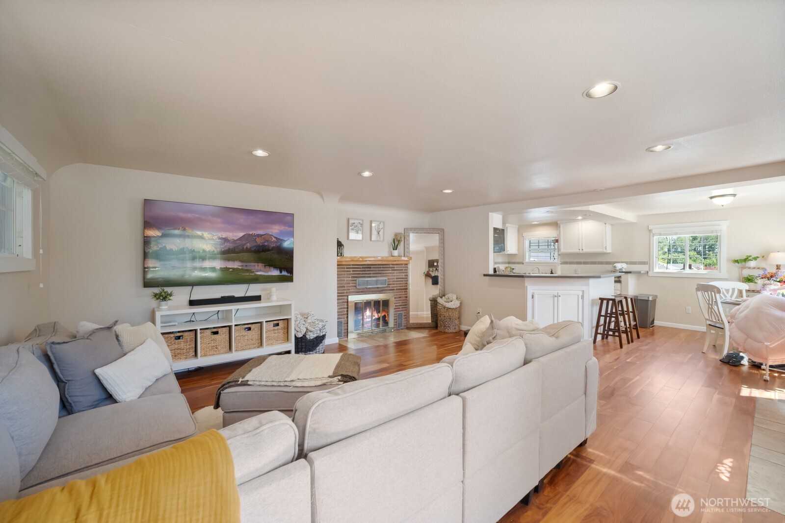 416 Riverview Lane