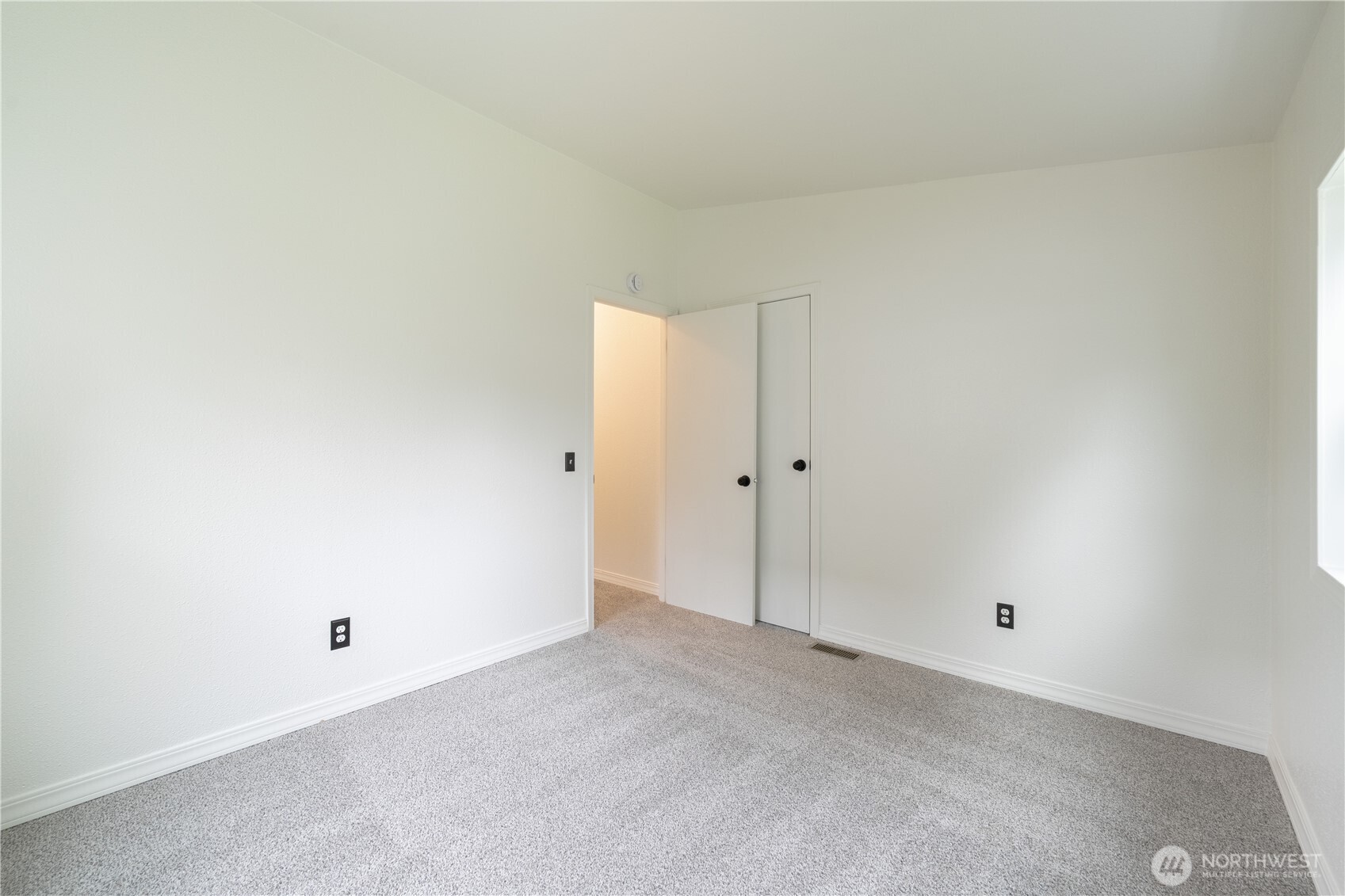 17318 114th Place NE