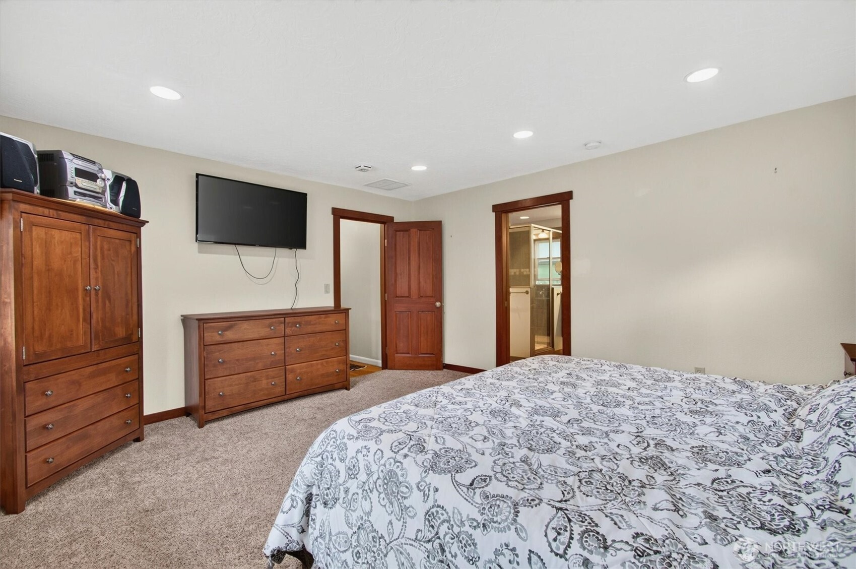 2950 Madrona Drive