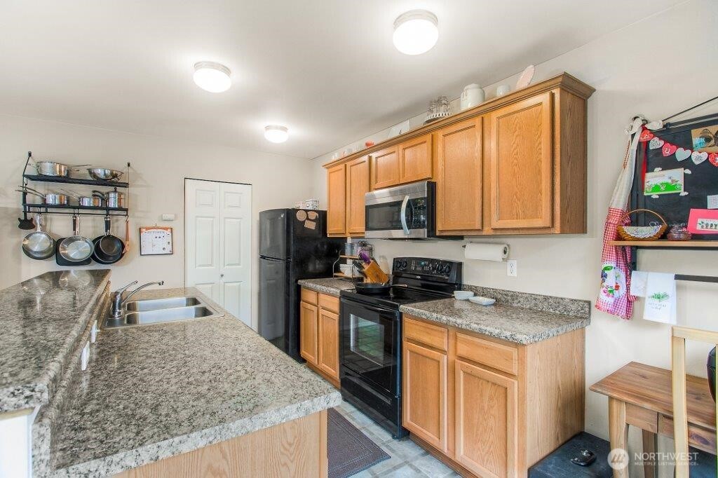 2607 105th Ave SE
