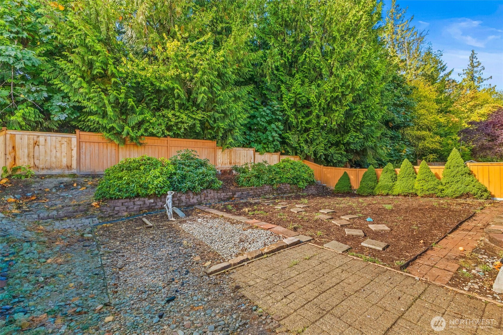 5636 Hidden Lake Loop