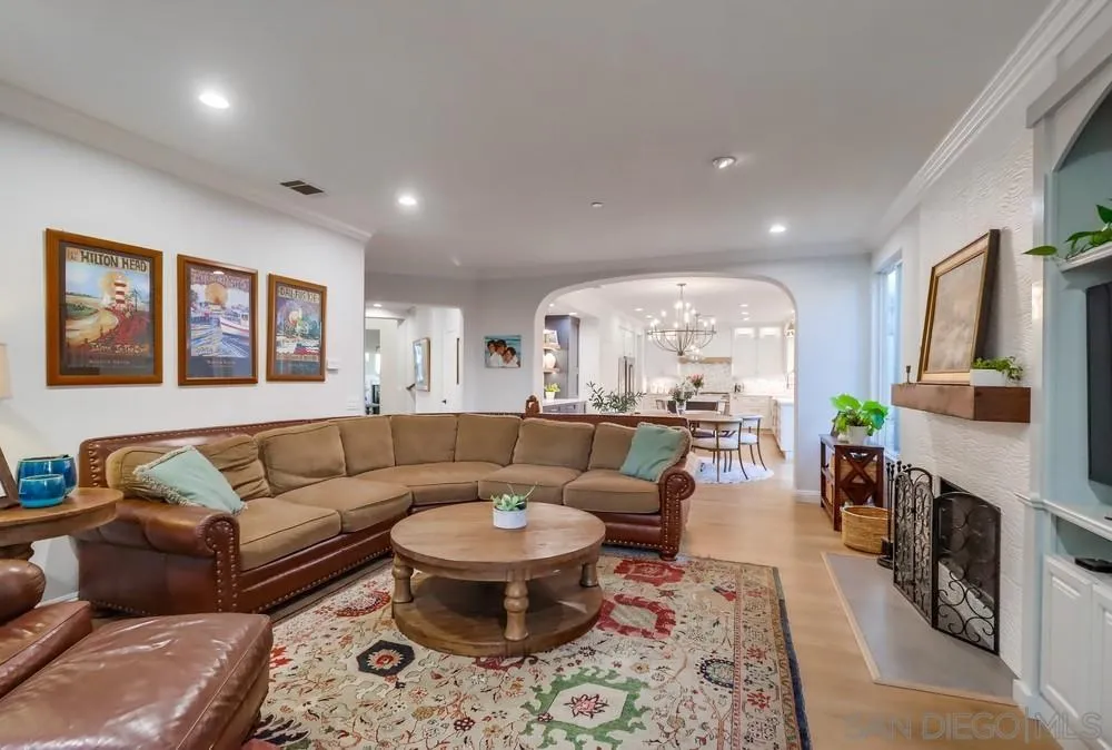 16313 Fox Valley Drive