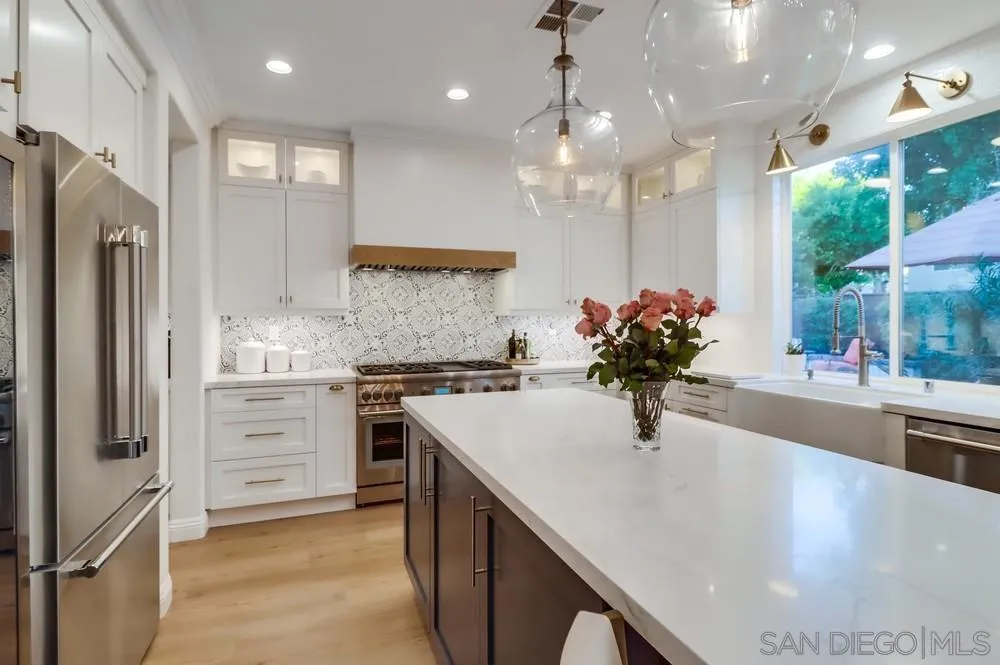 16313 Fox Valley Drive