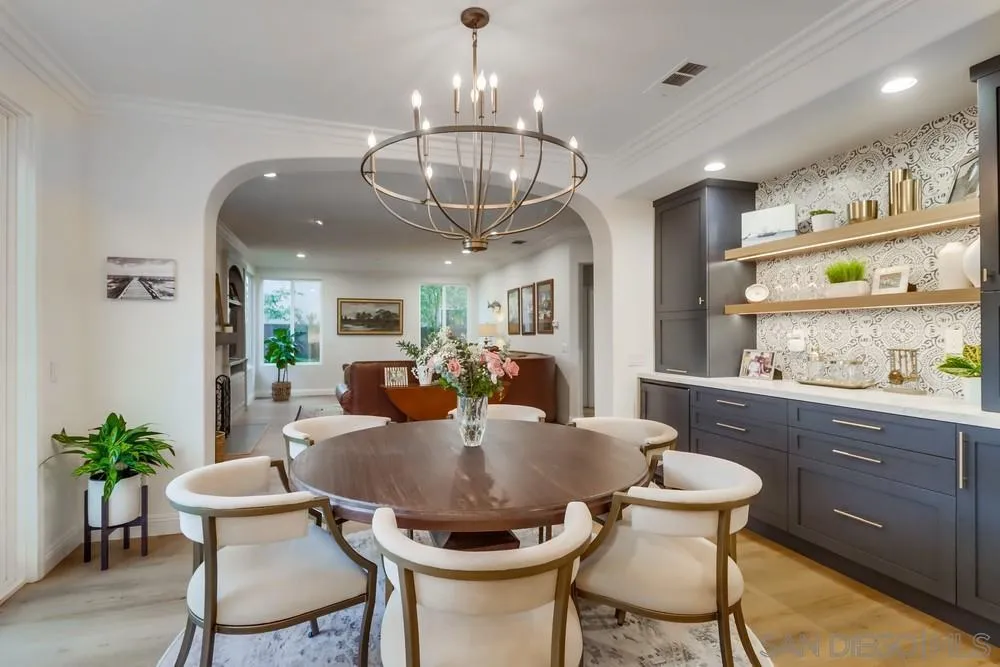 16313 Fox Valley Drive