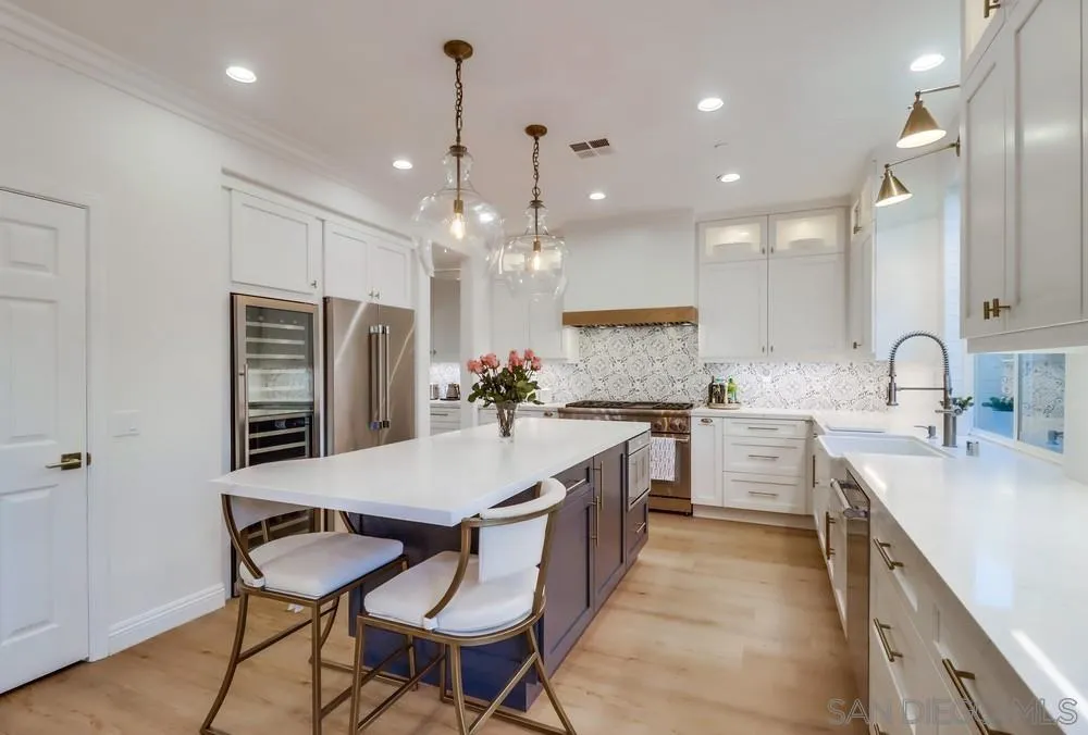 16313 Fox Valley Drive