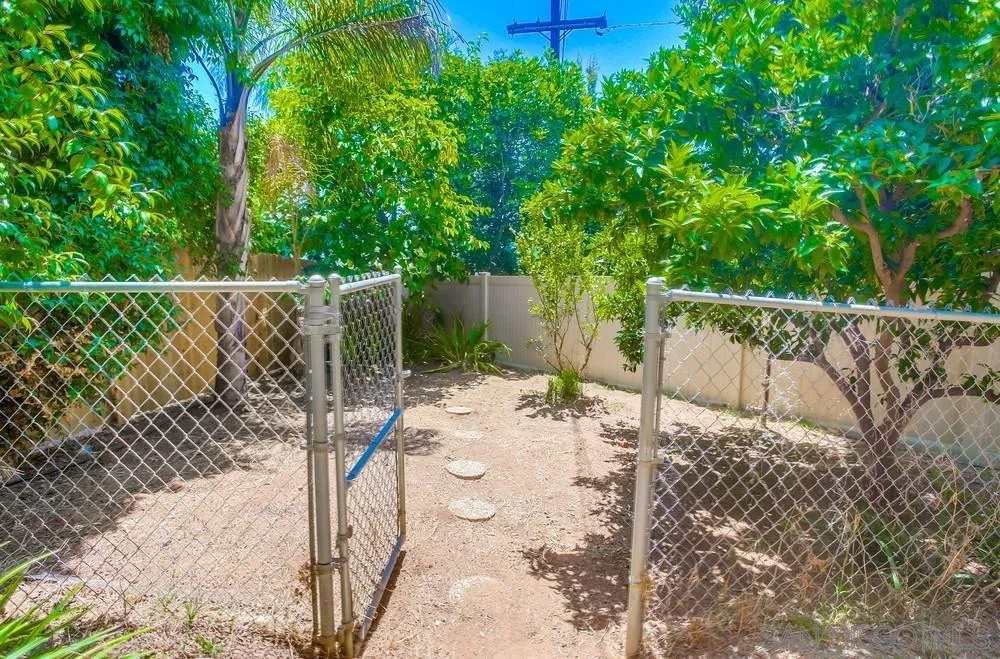 1353 Palomar Ter