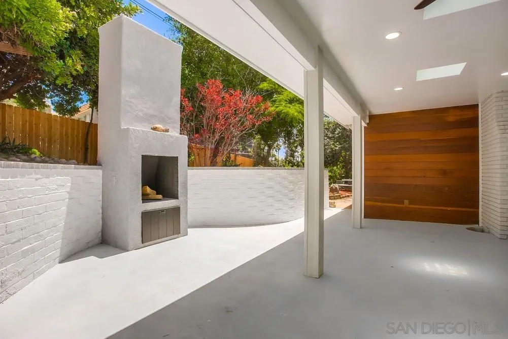 1353 Palomar Ter