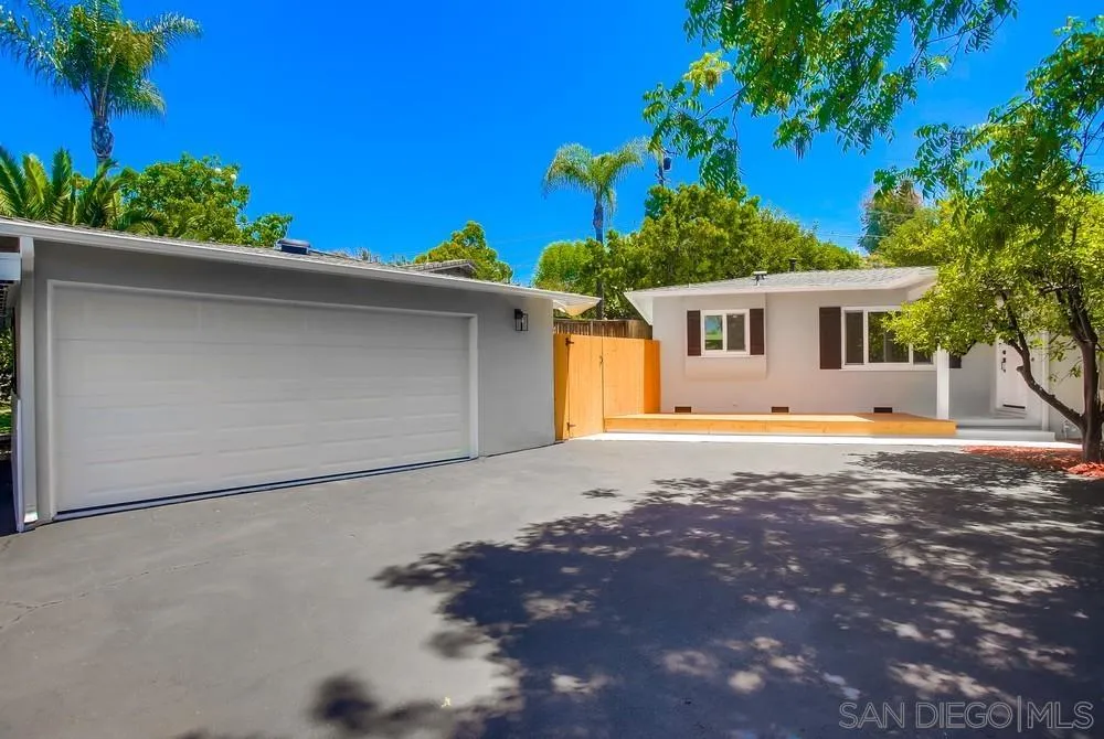 1353 Palomar Ter